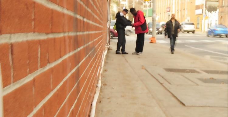 Blurred image, Long shot, 2 people, Exchanging in public